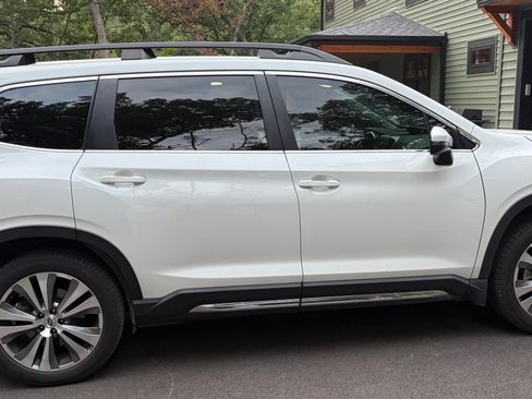 Used 2020 Subaru Ascent Limited w/ Popular Package #2A AWD/4WD image 2
