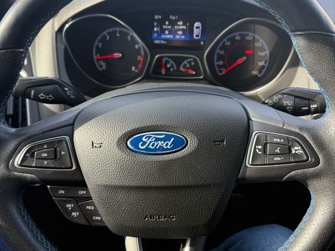 Used 2017 Ford Focus RS image 9