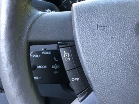 Used 2012 Ford Transit Connect XLT FWD image 6