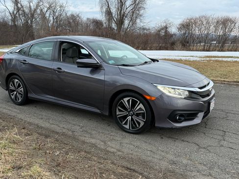 Used 2017 Honda Civic EX-L image 15