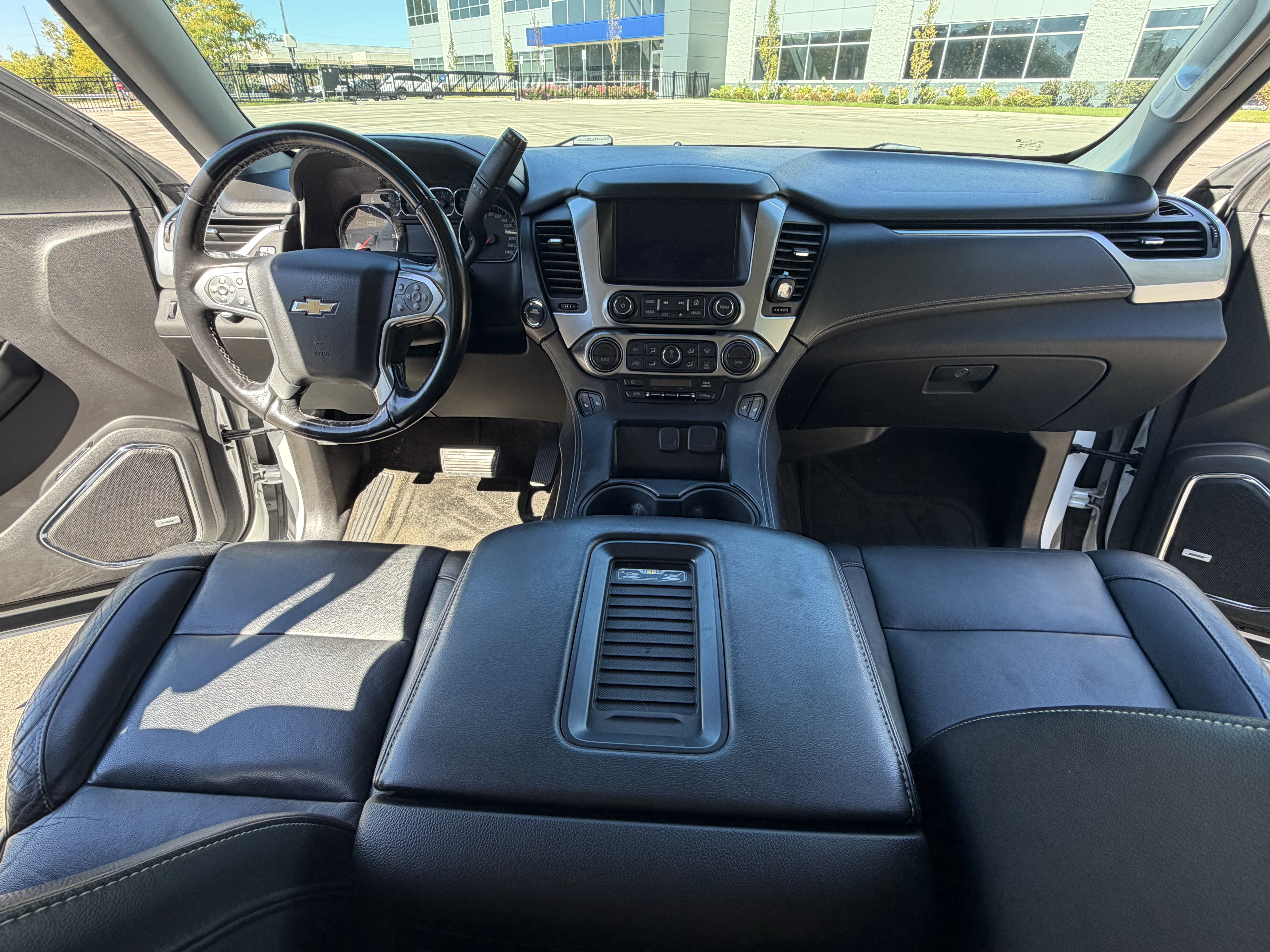 Used 2016 Chevrolet Tahoe LT w/ Luxury Package AWD/4WD image 25