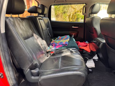 Used 2013 Toyota Tundra Platinum image 6