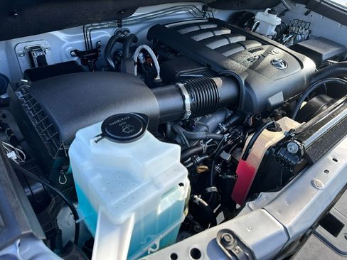 Used 2020 Toyota Tundra SR5 RWD image 6
