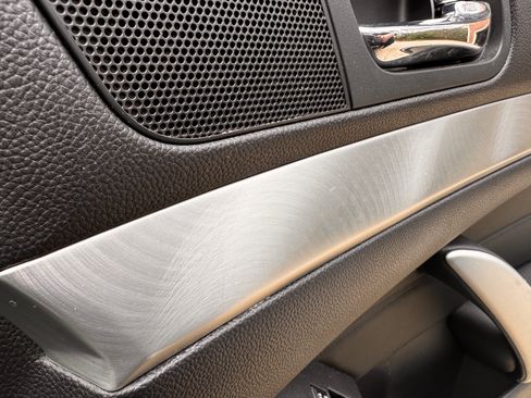 Used 2015 INFINITI Q60 Journey w/ Premium Package image 21