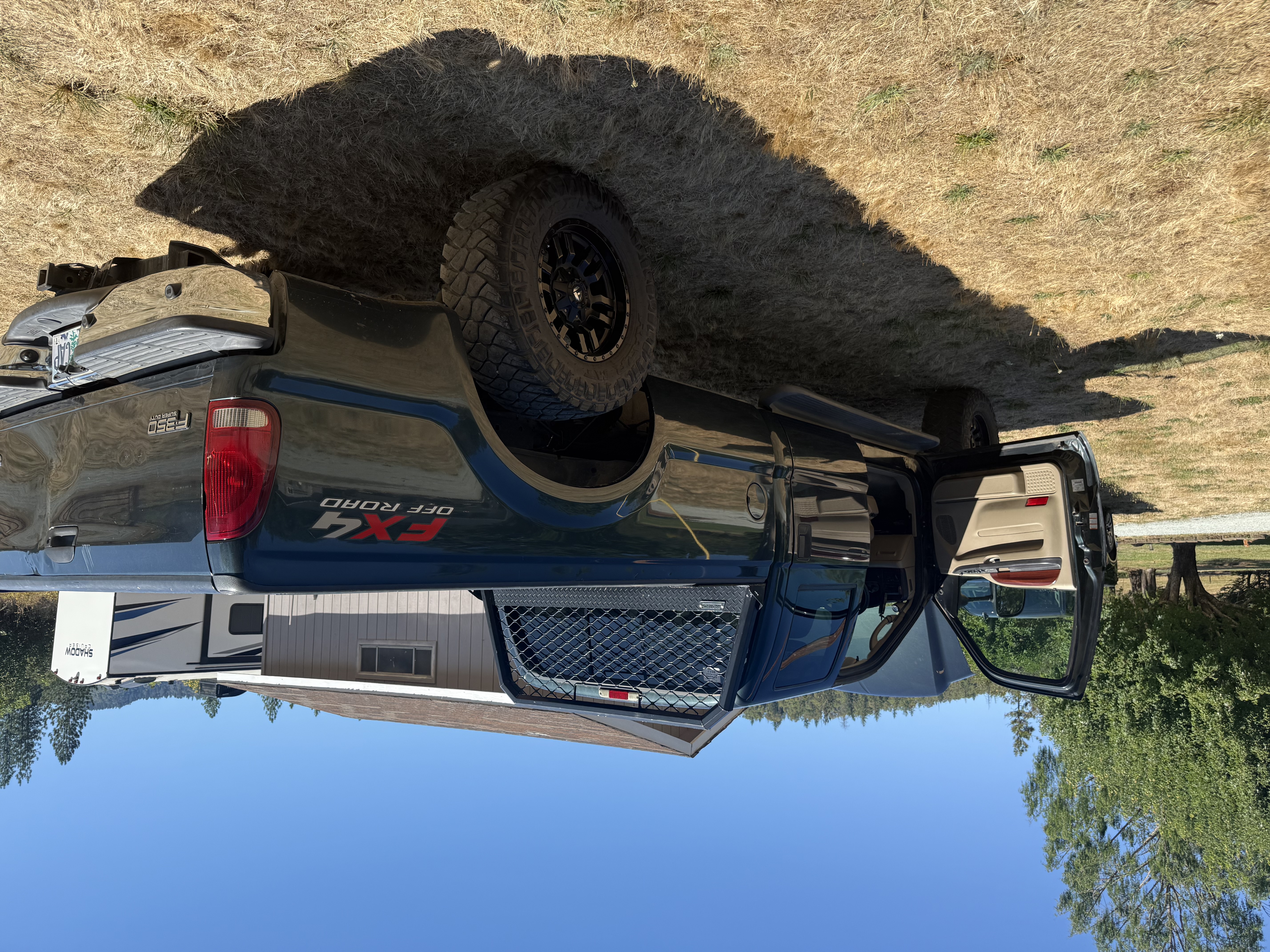 Used 2005 Ford F350 Lariat AWD/4WD image 4