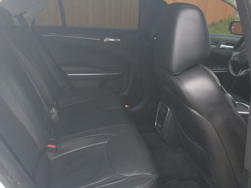 Used 2015 Chrysler 300 Limited w/ 300 Premium Group image 17