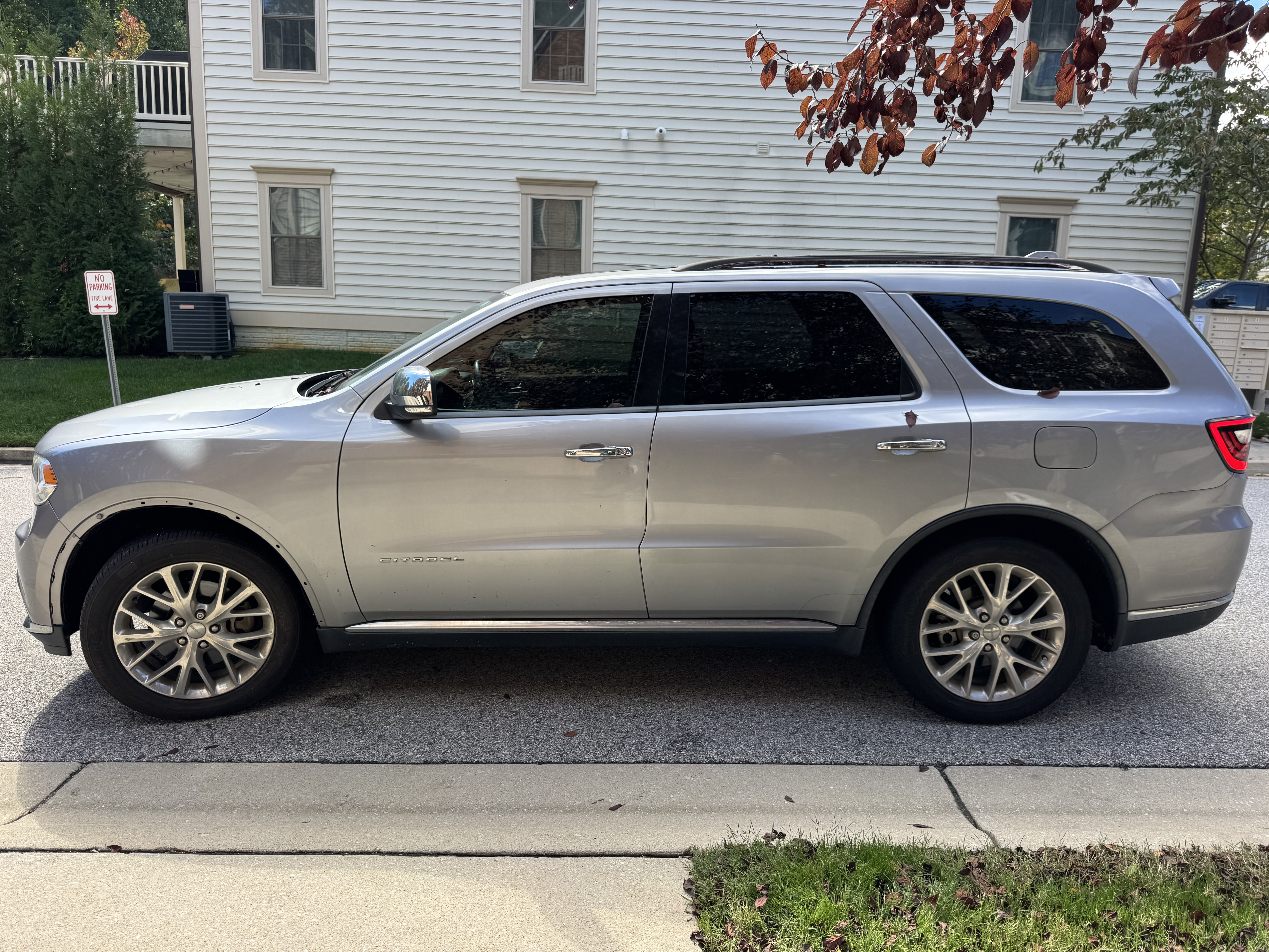 Used 2014 Dodge Durango Citadel RWD image 4