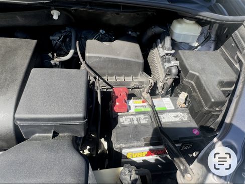 Used 2018 Toyota Sienna XLE w/ XLE Navigation Package image 19