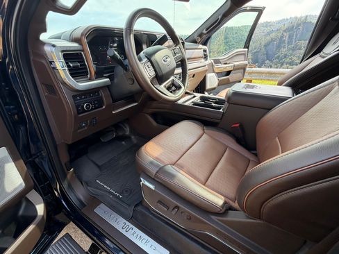 Used 2024 Ford F350 King Ranch image 21