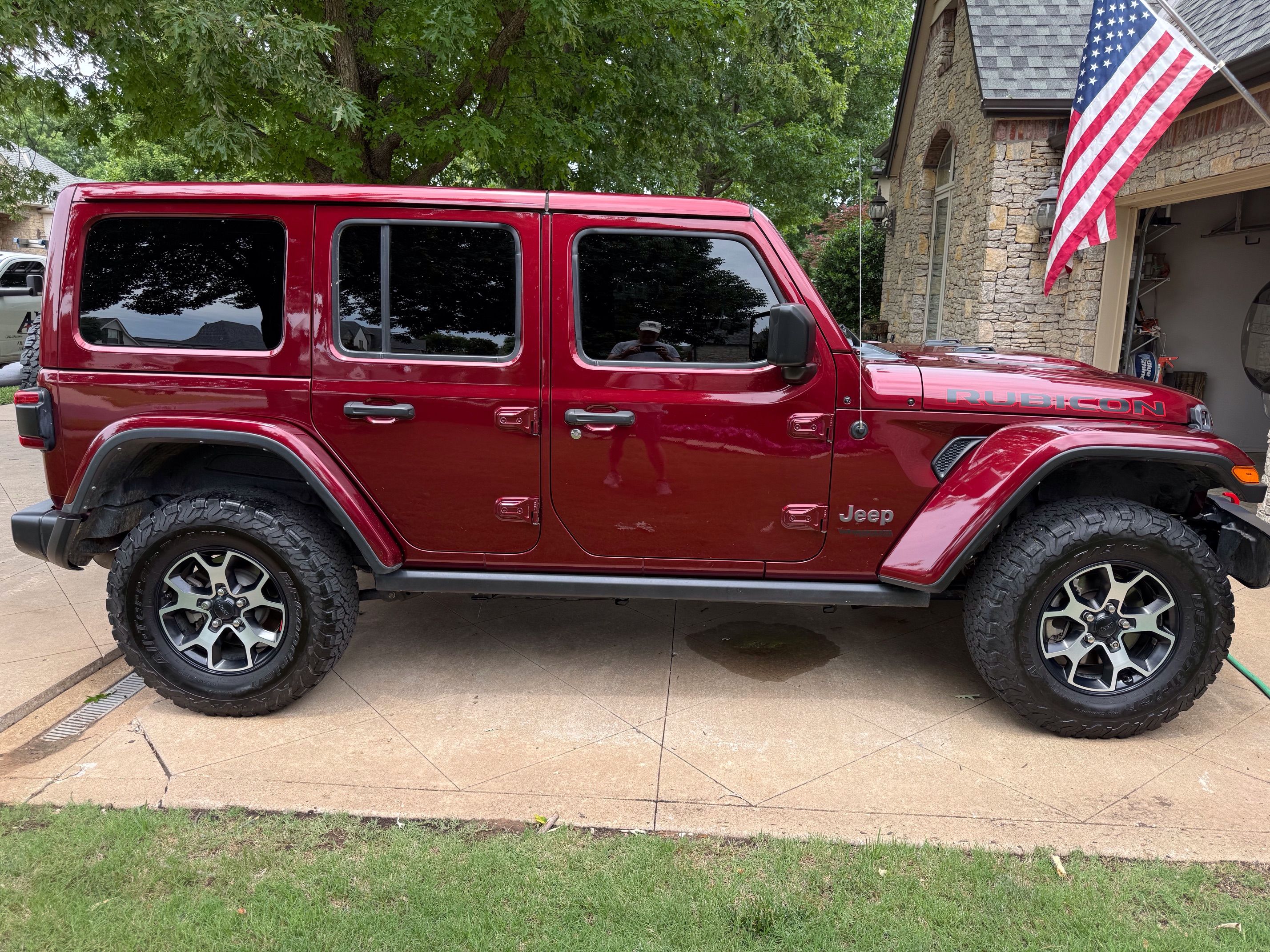 Used 2021 Jeep Wrangler Unlimited Rubicon w/ Safety Group AWD/4WD image 1