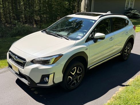 Used 2019 Subaru Crosstrek Hybrid w/ Moonroof Package w/Navigation AWD/4WD image 10