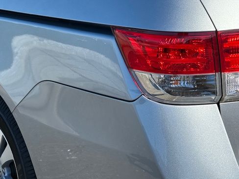 Used 2017 Honda Odyssey EX image 9