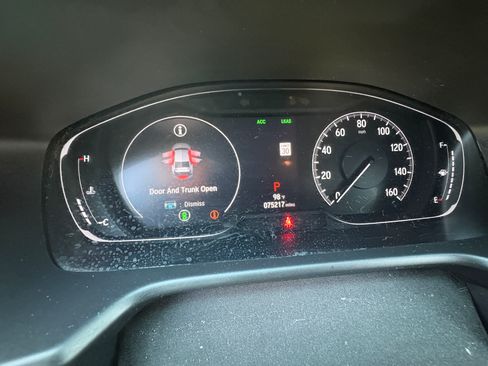 Used 2019 Honda Accord Sport image 4