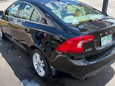 Used 2012 Volvo S60 T5 w/ Climate Pkg FWD image 14