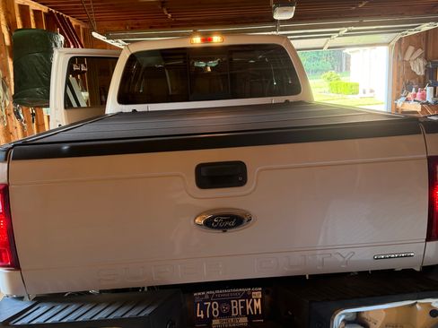 Used 2015 Ford F250 Lariat w/ Chrome Package AWD/4WD image 9