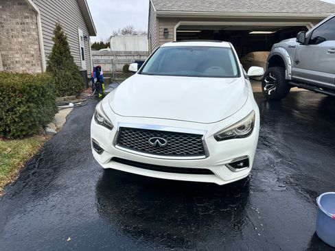 Used 2018 INFINITI Q50 Luxe image 2