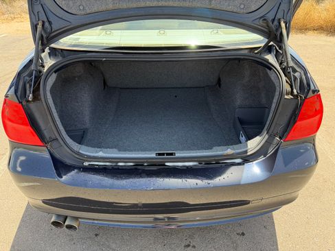 Used 2009 BMW 328i Sedan RWD image 8