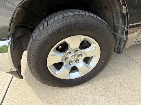 Used 2020 RAM 1500 Big Horn image 14