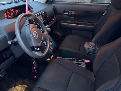 Used 2014 Scion xB Release Series 10.0 image 12