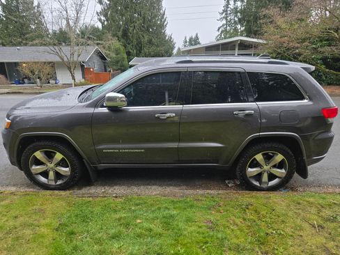 Used 2014 Jeep Grand Cherokee Overland w/ Advanced Technology Group image 1