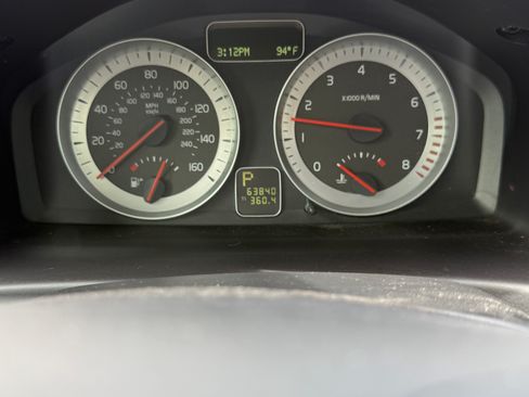 Used 2013 Volvo C70 T5 FWD image 11