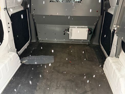 Used 2019 Nissan NV200 SV image 4