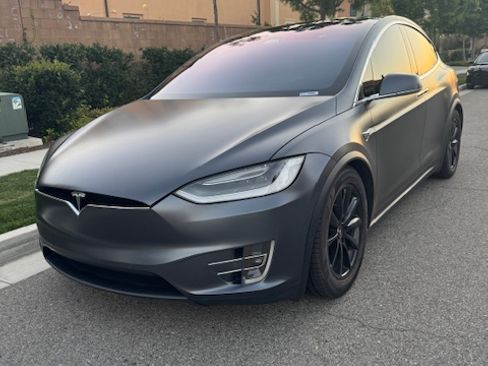 Used 2019 Tesla Model X Long Range image 6