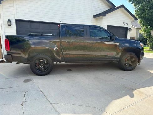 Used 2015 Chevrolet Colorado Z71 AWD/4WD image 8