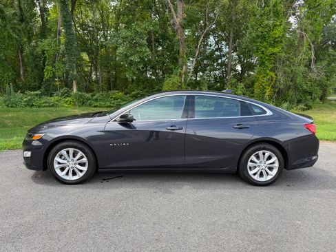 Used 2023 Chevrolet Malibu LT FWD image 4