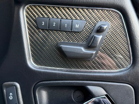 Used 2017 Mercedes-Benz G 63 AMG 4MATIC image 9