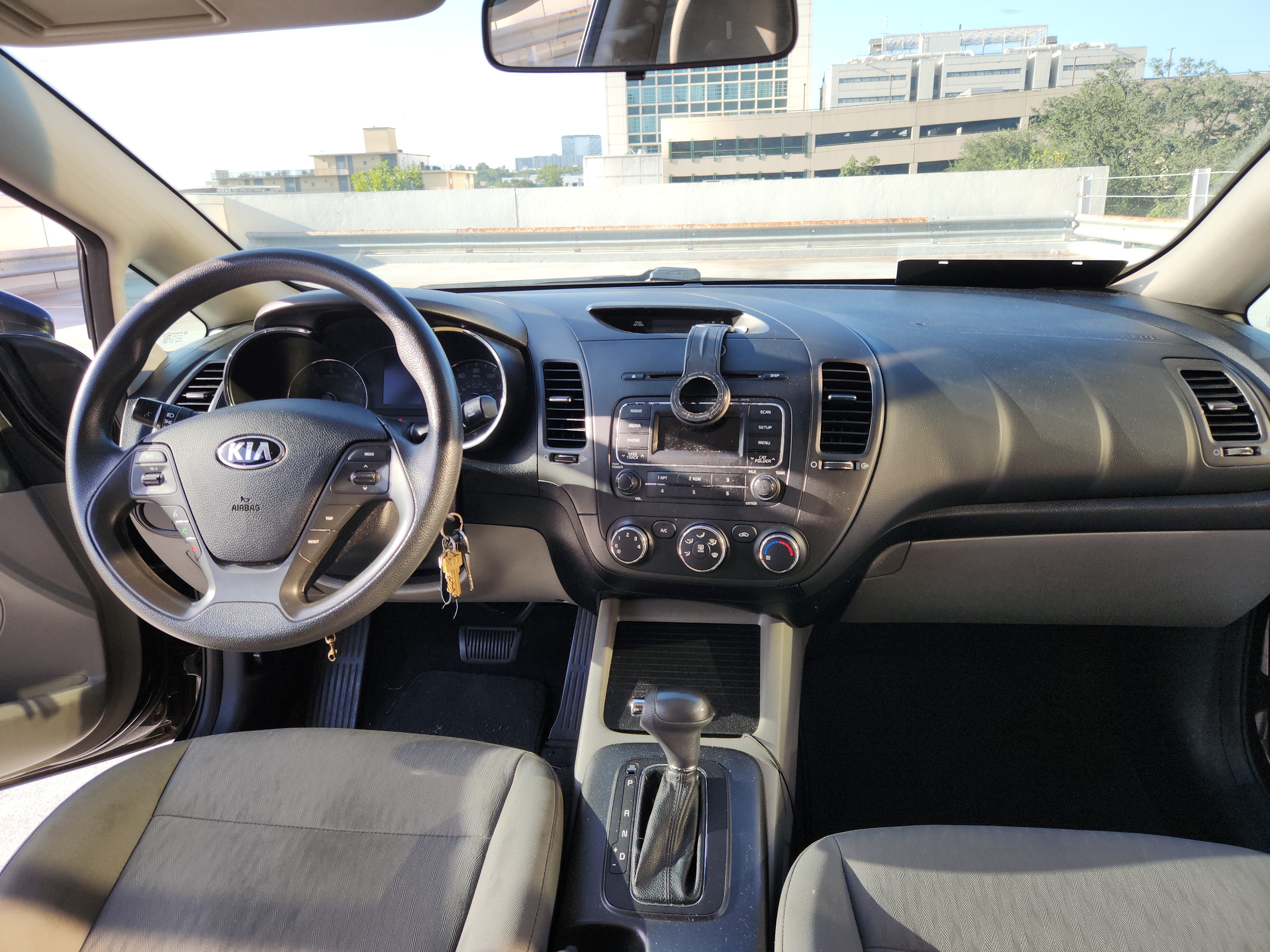 Used 2015 Kia Forte LX FWD image 9