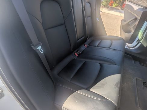 Used 2020 Tesla Model 3 Standard Range Plus image 12