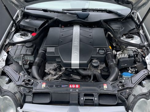 Used 2005 Mercedes-Benz CLK 320 Cabriolet image 13