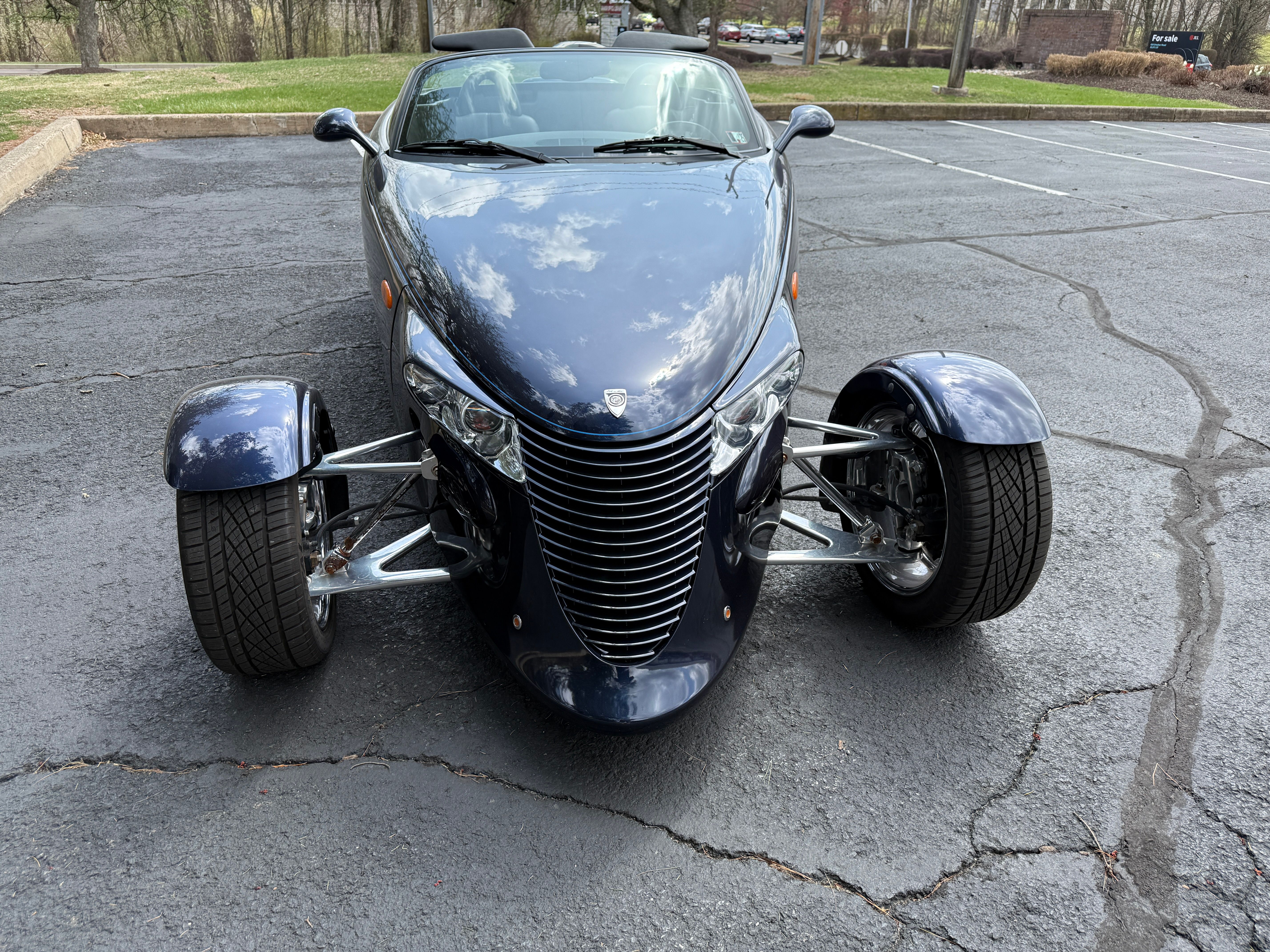 Used 2001 Chrysler Prowler RWD image 13