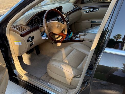 Used 2012 Mercedes-Benz S 550 4MATIC image 5