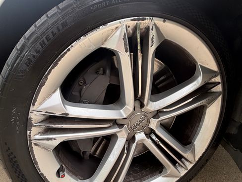 Used 2013 Audi S8 w/ Driver Assistance Pkg image 16