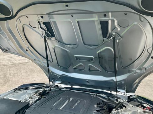 Used 2016 Jaguar F-TYPE Coupe RWD image 15