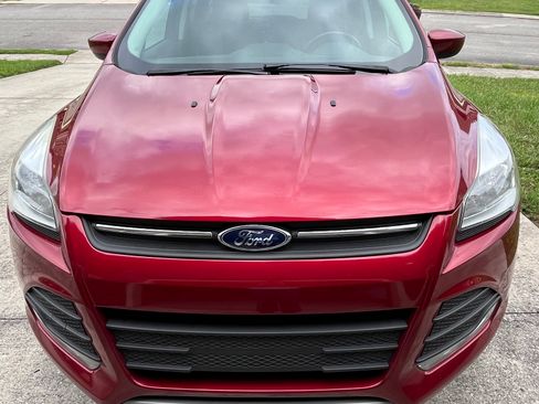 Used 2016 Ford Escape SE w/ SE Leather Comfort Package AWD/4WD image 2