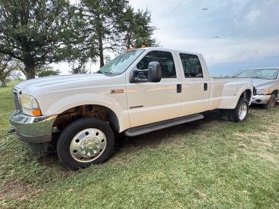 Used 2002 Ford F550 2WD Crew Cab Super Duty