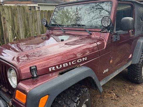 Used 2003 Jeep Wrangler Rubicon image 2