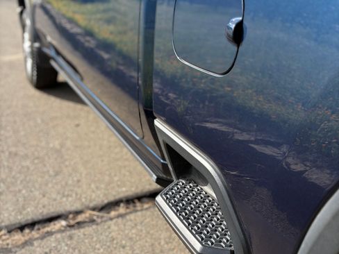 Used 2022 Chevrolet Silverado 2500 LT w/ Convenience Package image 10