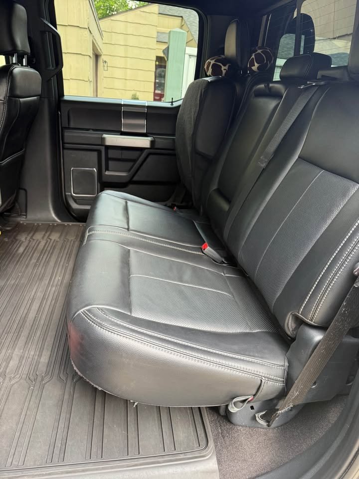 Used 2020 Ford F150 Lariat w/ Equipment Group 502A Luxury AWD/4WD image 14