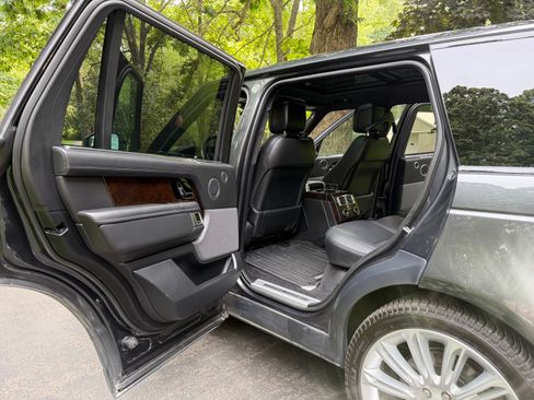 Used 2019 Land Rover Range Rover Long Wheelbase Supercharged AWD/4WD image 8