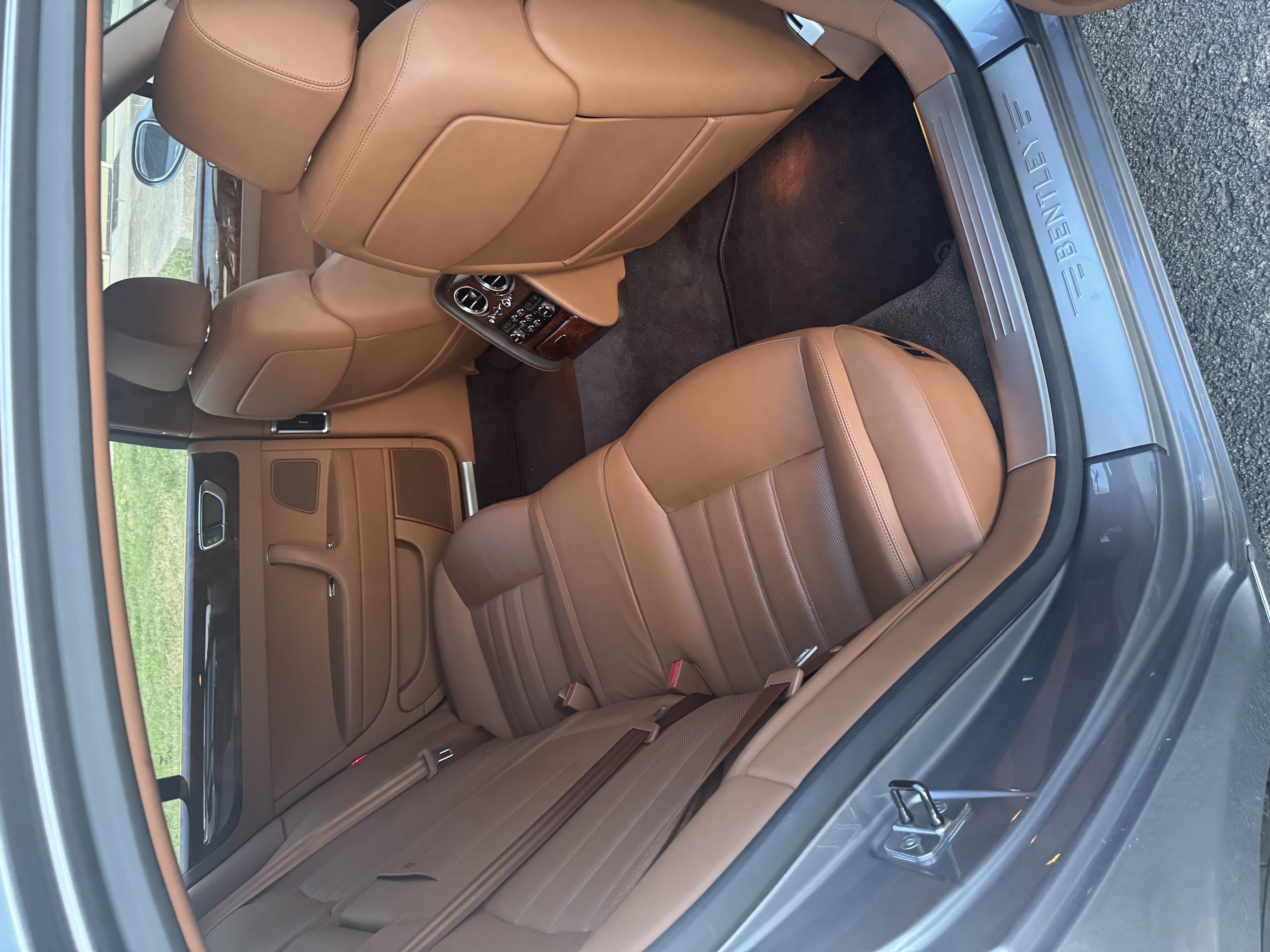 Used 2006 Bentley Flying Spur Flying Spur AWD/4WD image 6
