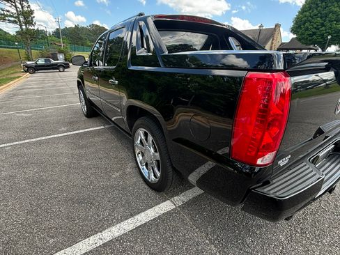 Used 2007 Cadillac Escalade EXT Sport Utility Pickup 4D 5 1/4 w/ Information Package image 5