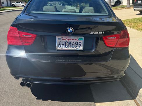 Used 2009 BMW 328i Sedan RWD image 2