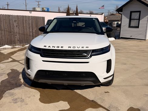 Used 2024 Land Rover Range Rover Evoque S image 4