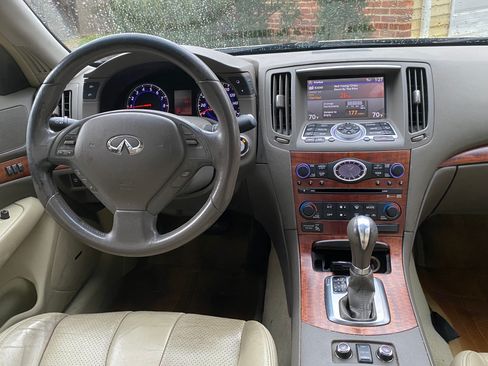 Used 2009 INFINITI G37 x Sedan w/ Premium Pkg image 10