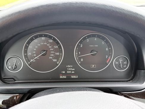 Used 2011 BMW 528i Sedan RWD image 11