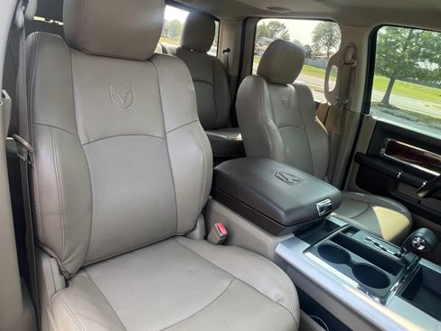 Used 2011 RAM 1500 Laramie image 8